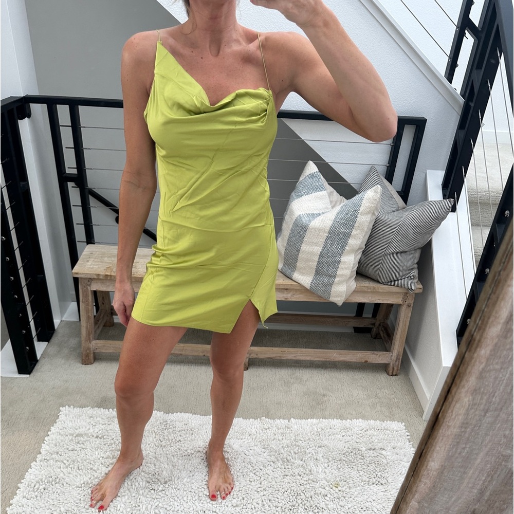 Fashion Nova Lime Yellow Satin Mini Dress | Chain Detail | NWT | Size S - Picture 10 of 13